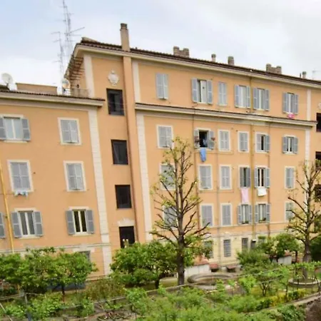 Semesterbostad Le Rondini A